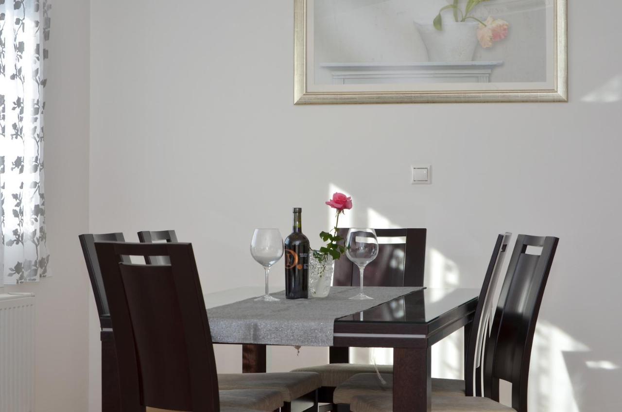 Apartmani Adela Σολίν Εξωτερικό φωτογραφία