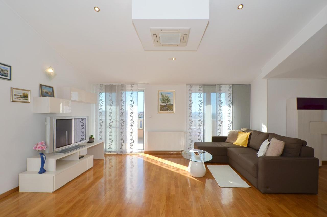 Apartmani Adela Σολίν Εξωτερικό φωτογραφία