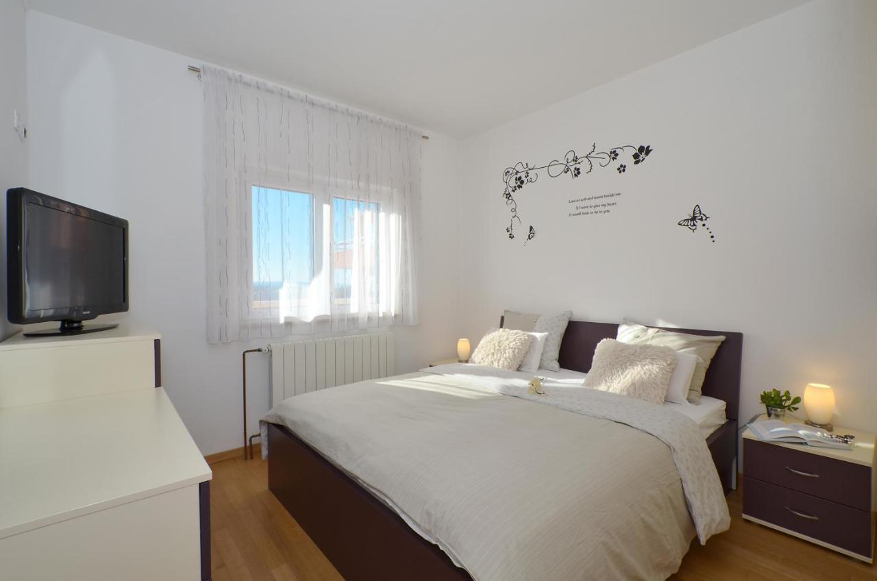 Apartmani Adela Σολίν Εξωτερικό φωτογραφία