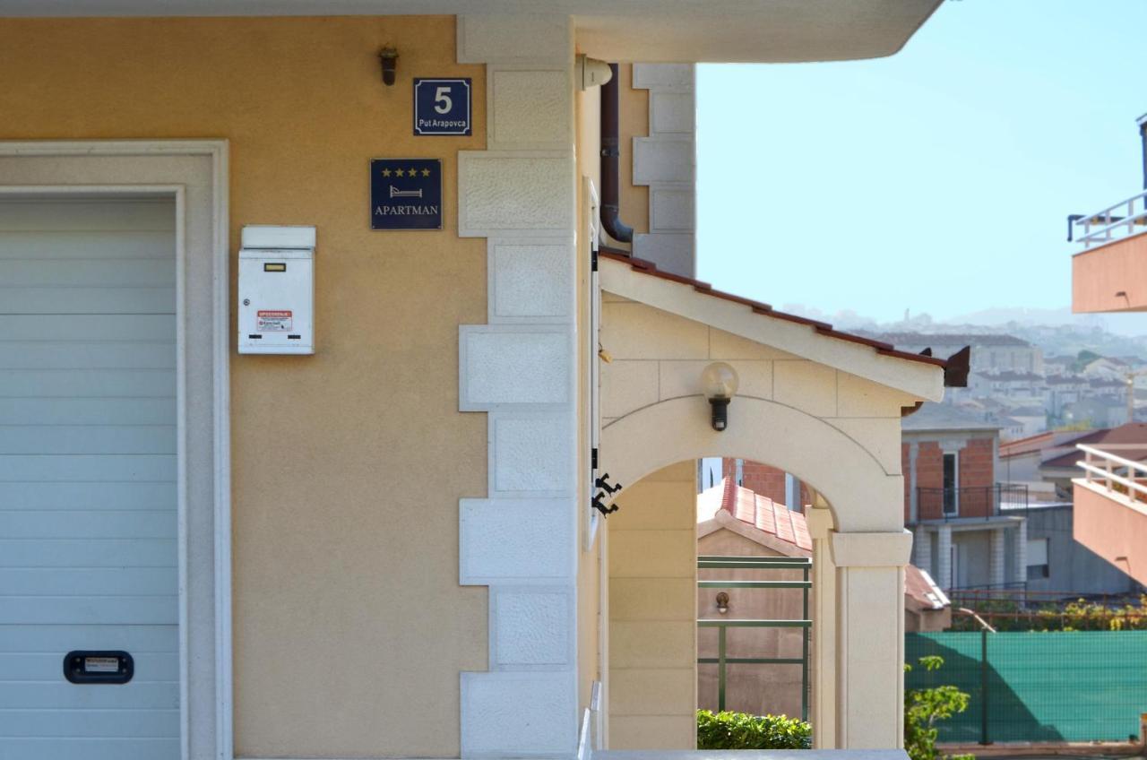 Apartmani Adela Σολίν Εξωτερικό φωτογραφία