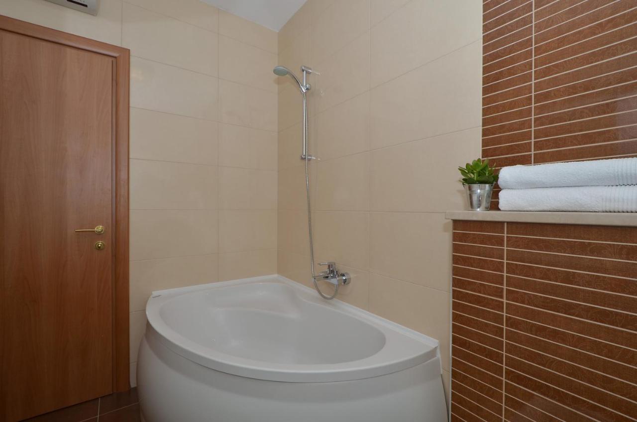 Apartmani Adela Σολίν Εξωτερικό φωτογραφία